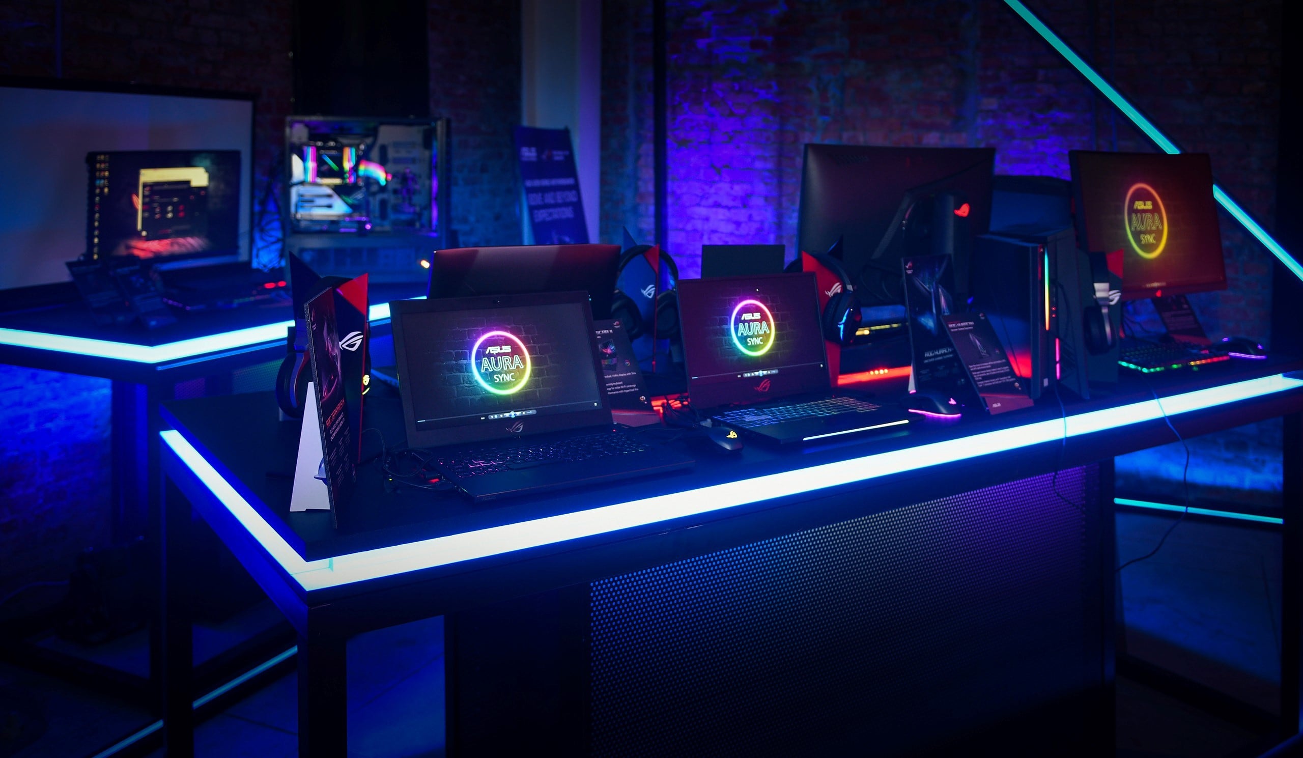 华硕玩家国度发布rog 枪神ii和rog 魔霸ii电竞游戏笔记本电脑