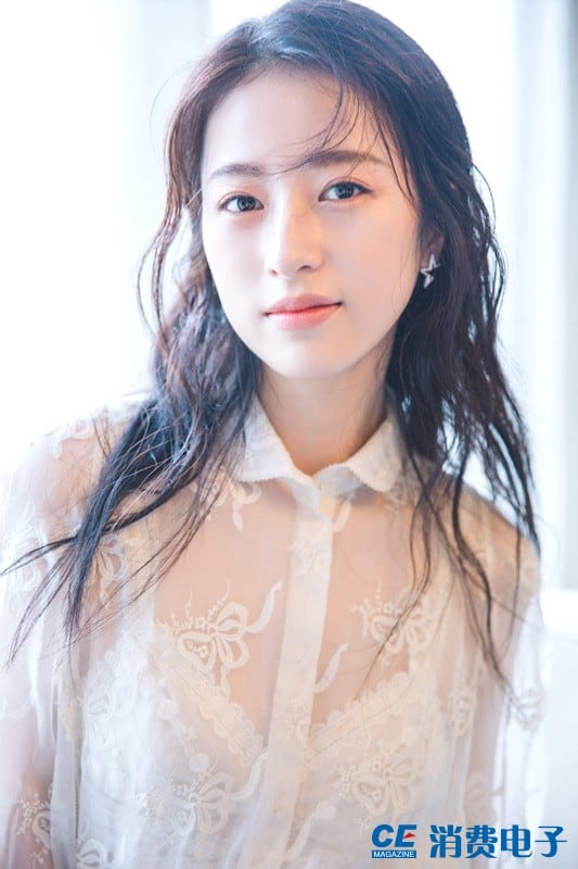 "高美冷学姐" 周雨彤