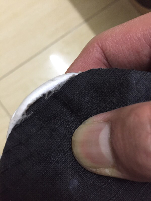 在天猫购买的鞋子开胶不让退换