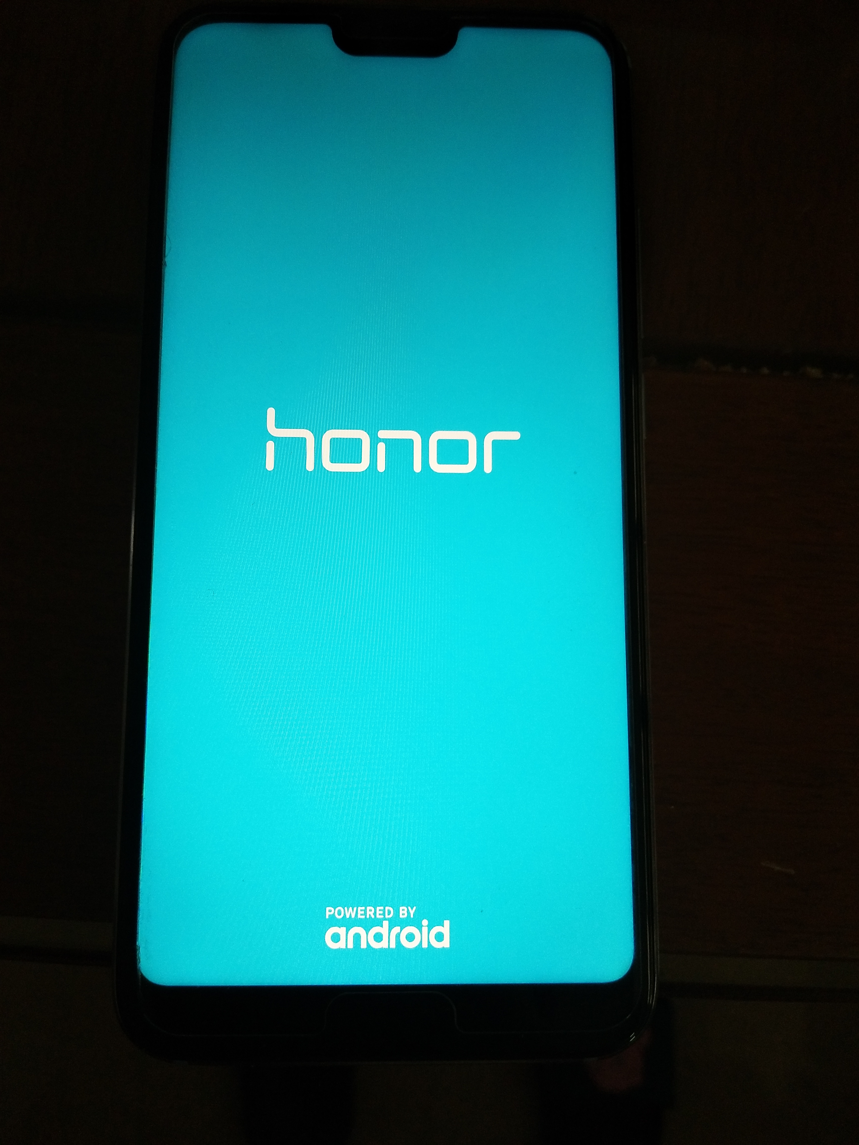 荣耀10手机频繁重启,有时候根本开不了机,很久很久之后才能开机.