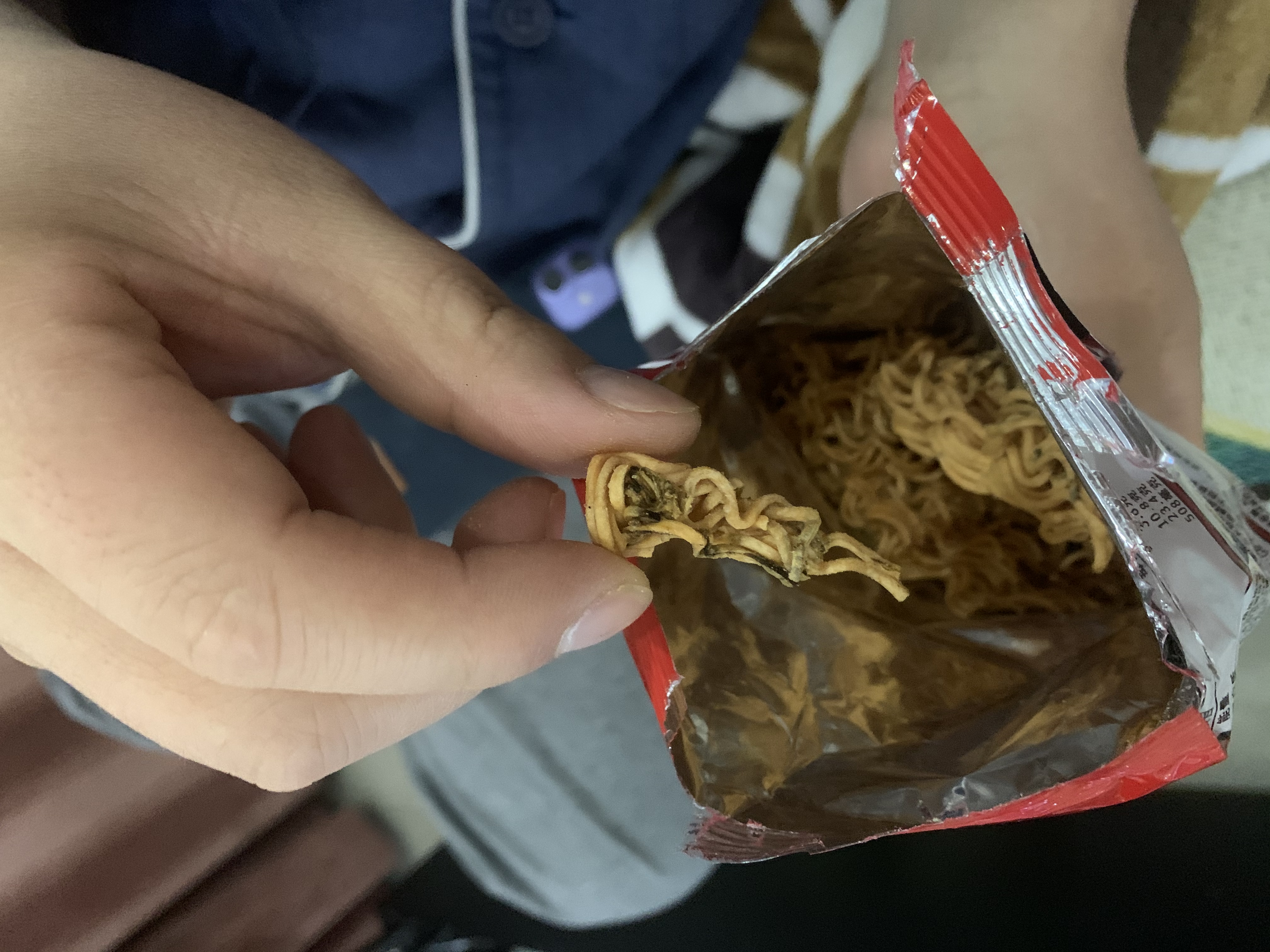 统一小浣熊干脆面面饼发霉